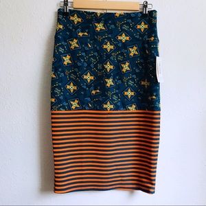 LulaRoe penci stretchy skirt in contrasting prints